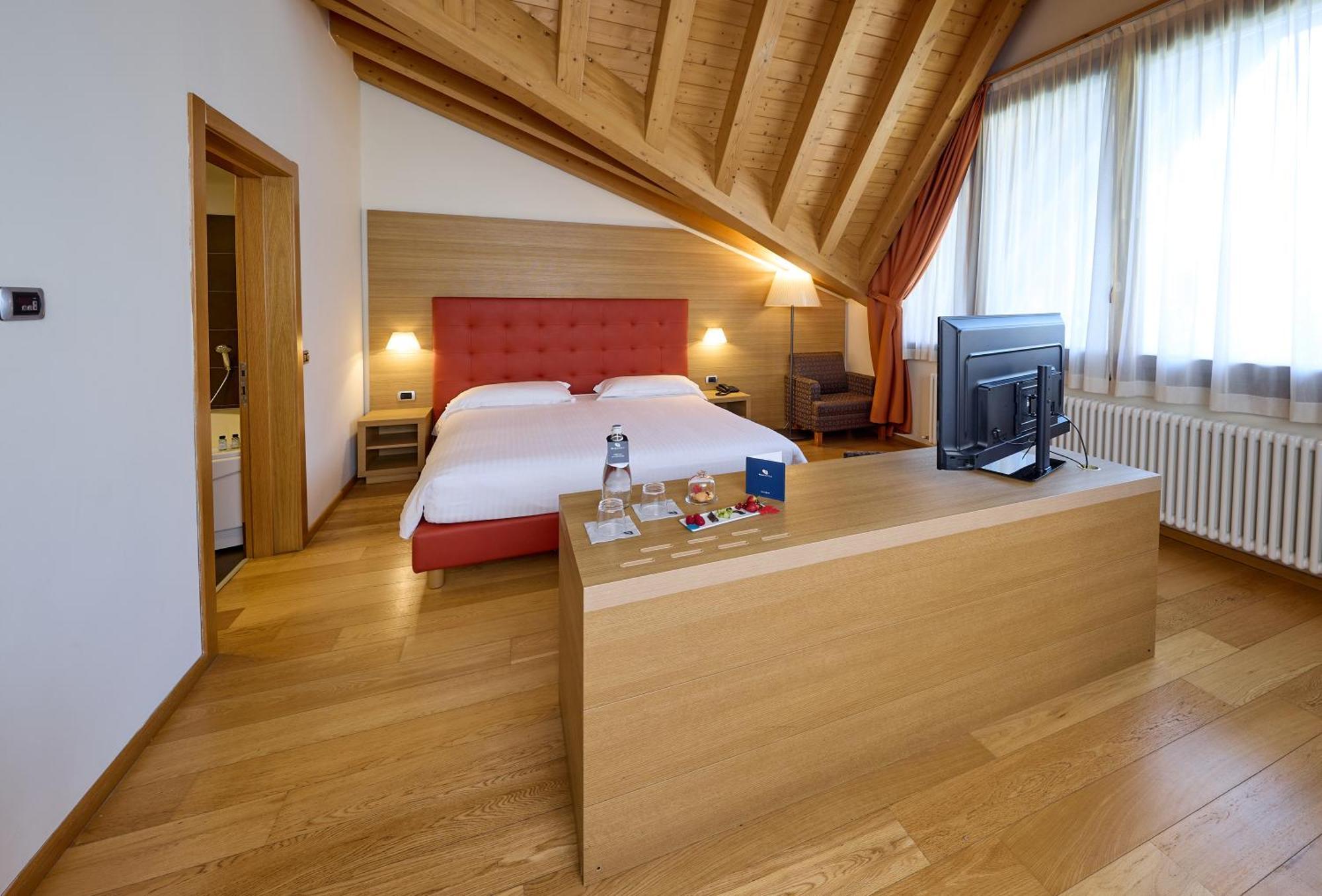 Blu Hotel Acquaseria Ponte Di Legno Habitación foto
